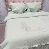 ROYAL LOOK KING SIZE TO SUPER KING SIZE 6 PCS BEDCOVER WITH FRILL AND EMBROIDERED COMFRTER