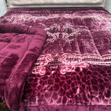 WINTER KING SIZE SUPER WARM AND SOFT QUILT CAN BE USE ON QUEEN