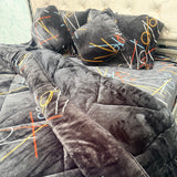 PREMIUM QUALITY WINTER 6 PCS SUPER KING QUILT SET WITH FITTED SHEET AND CUSIONS AND 2 PILLOW COVERS