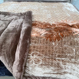 WINTER KING SIZE SUPER SOFT AND WARM QUILT CAN BE USE ON QUEEN