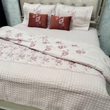 DESIGNER LUXURY 6-PIECE QUILTED BEDCOVER SET – QUEEN TO KING SIZE WITH EMBROIDERED COMFORTER & VELVET CUSHIONS