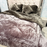 TITLIS PREMIUM 6-PIECE REVERSIBLE QUILT SET WITH FITTED-TYPE SHEET – QUEEN TO KING SIZE