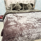 TITLIS PREMIUM 6-PIECE REVERSIBLE QUILT SET WITH FITTED-TYPE SHEET – QUEEN TO KING SIZE