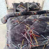 PREMIUM QUALITY WINTER 6 PCS SUPER KING QUILT SET WITH FITTED SHEET AND CUSIONS AND 2 PILLOW COVERS