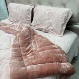 PREMIUM QUALITY WINTER KING SIZE 4 PCS QUILT SET WITH ANTI SKID BEDSHEET