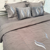 SUMMER DESINER KING SIZE COMFORTER SET WITH EMBROIDERY AND VELVET CUSIONS