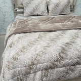 WINTER BRANDED KING SIZE PREMIUM QUILT SET WITH SUPER KING SIZE ANTI SKID BEDSHEET