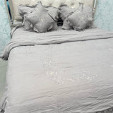 ROYAL LOOK KING SIZE TO SUPER KING SIZE 6 PCS BEDCOVER WITH FRILL AND EMBROIDERED COMFRTER