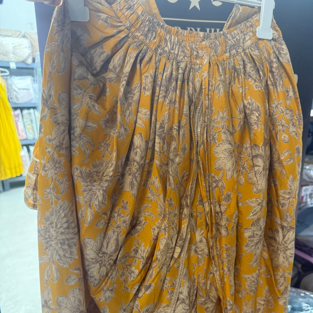 GIRLS PURE COTTON JAIPURI STYLE SUIT WITH BUTTERFLY SALWAR SIZE 28