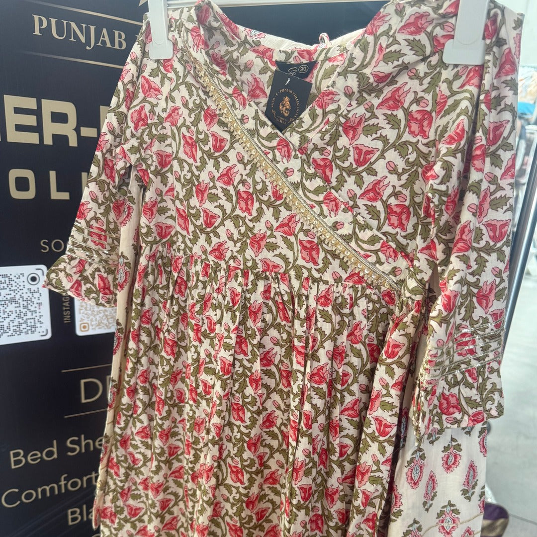 GIRLS PURE COTTON JAIPURI STYLE SUIT SIZE 30