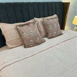 DESINER 6 PCS EMBROIDERED KING SIZE COMFORTER SET WITH SUPER KING SIZE PLIAN FLAT BEDSHEET