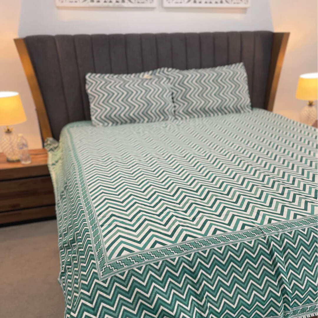 DESINER ROYAL LOOK SUPER KING SIZE 3 PCS HEAVY BEDSET