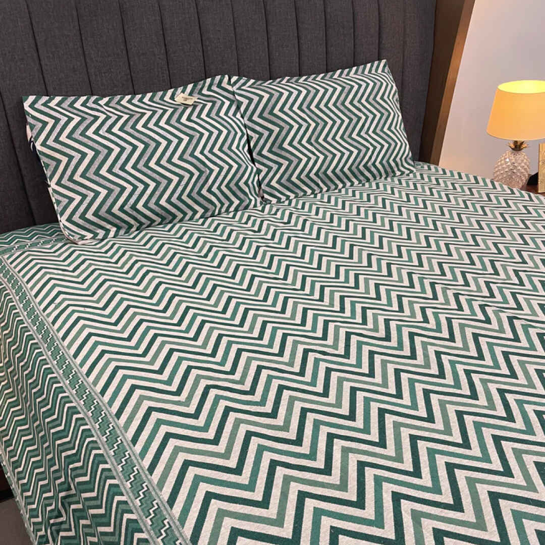 DESINER ROYAL LOOK SUPER KING SIZE 3 PCS HEAVY BEDSET