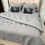 DESIGNER LUXURY 6-PIECE QUILTED BEDCOVER SET – QUEEN TO KING SIZE WITH EMBROIDERED COMFORTER & VELVET CUSHIONS