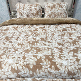 PRE ORDER ONLY WINTER WARM KING SIZE 4 PCS QUILT SET ( easily use on queen as well) available in 3 weeks ) HALF PAYMENT NOW AND HALF BEFORE WE POST THE ORDER (will contact on the given number for the balance )