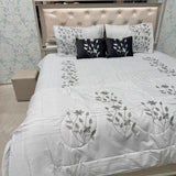 DESIGNER LUXURY 6-PIECE QUILTED BEDCOVER SET – QUEEN TO KING SIZE WITH EMBROIDERED COMFORTER & VELVET CUSHIONS