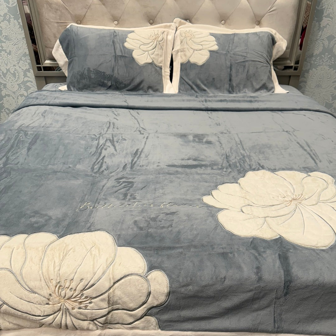 WINTER LUXURIOUS EMBROIDERY DUVET SET (4 PC) KING TO SUPER KING SIZE