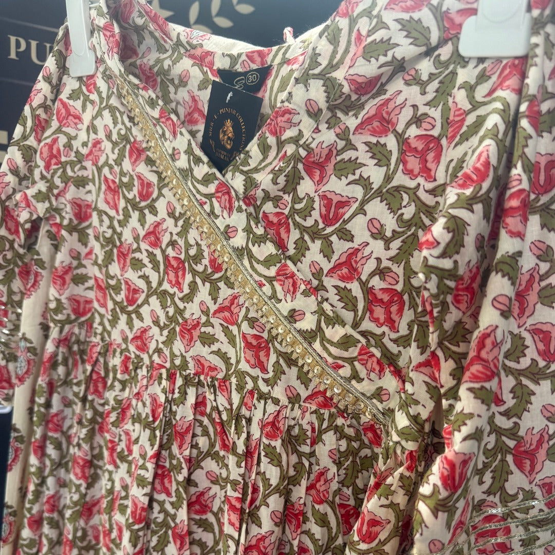 GIRLS PURE COTTON JAIPURI STYLE SUIT SIZE 30