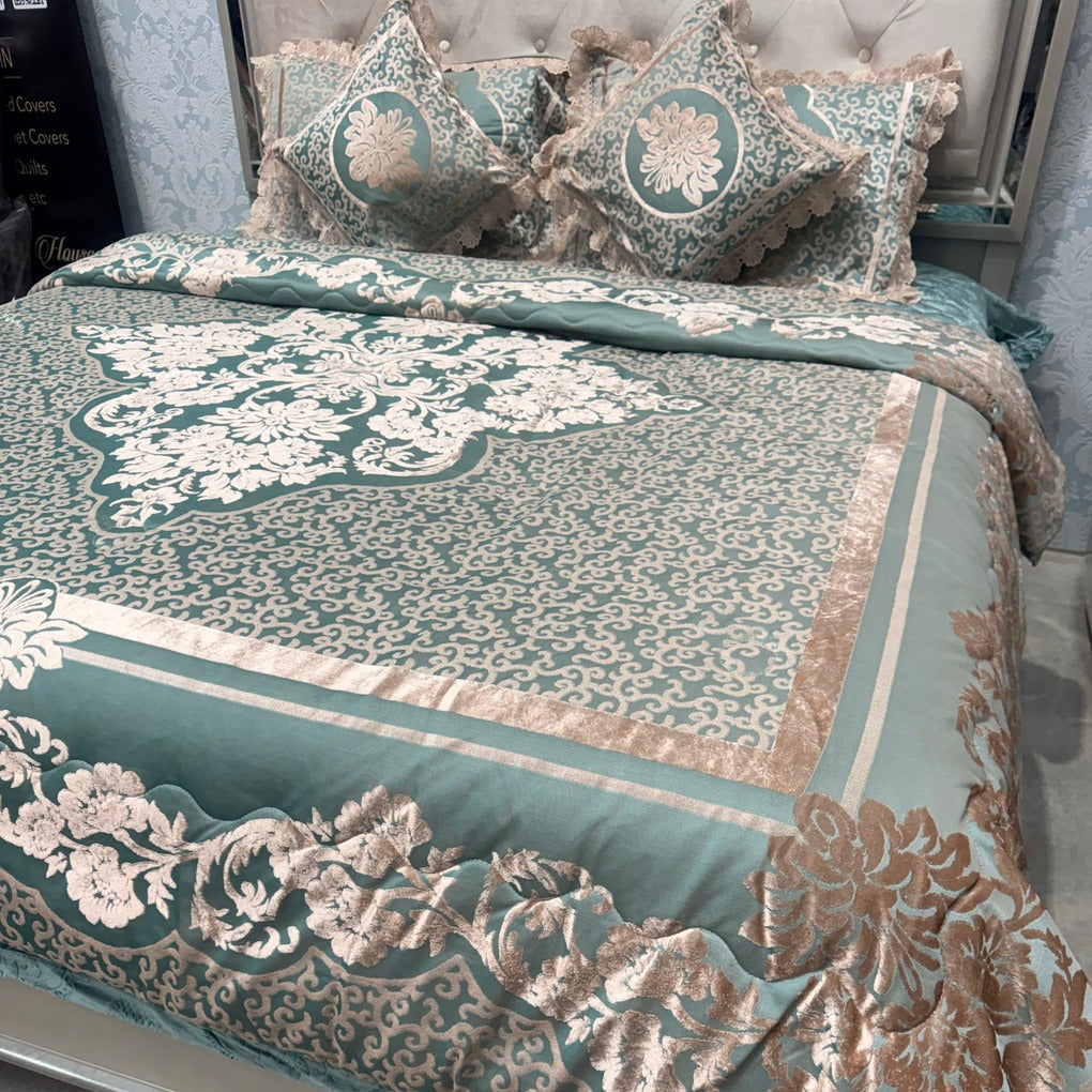 ROYAL TURKISH DESIGNER 6PCS VELVET BEDDING SET – QUEEN TO KING SIZE | LUXURY COLLECTION