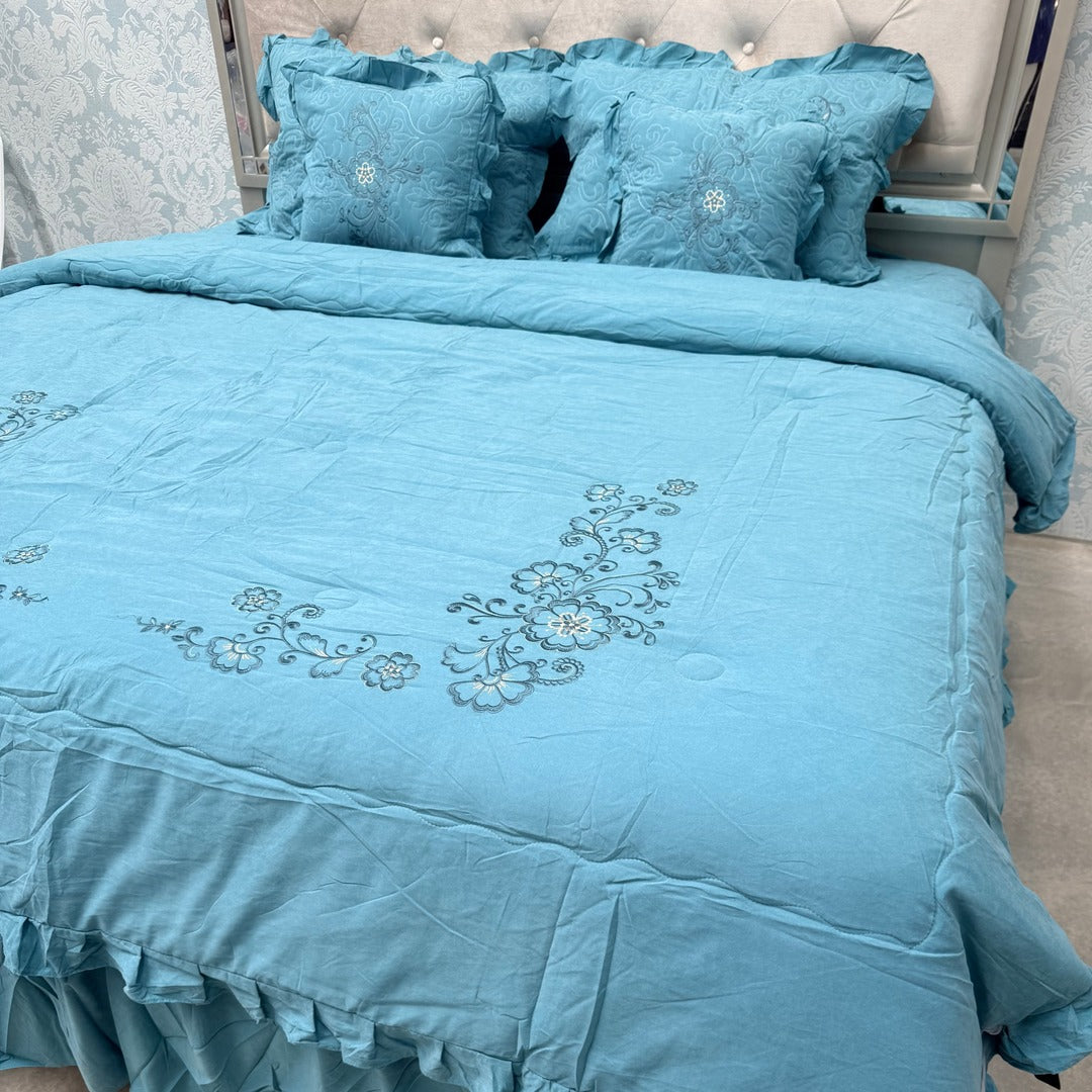 ROYAL LOOK KING SIZE TO SUPER KING SIZE 6 PCS BEDCOVER WITH FRILL AND EMBROIDERED COMFRTER