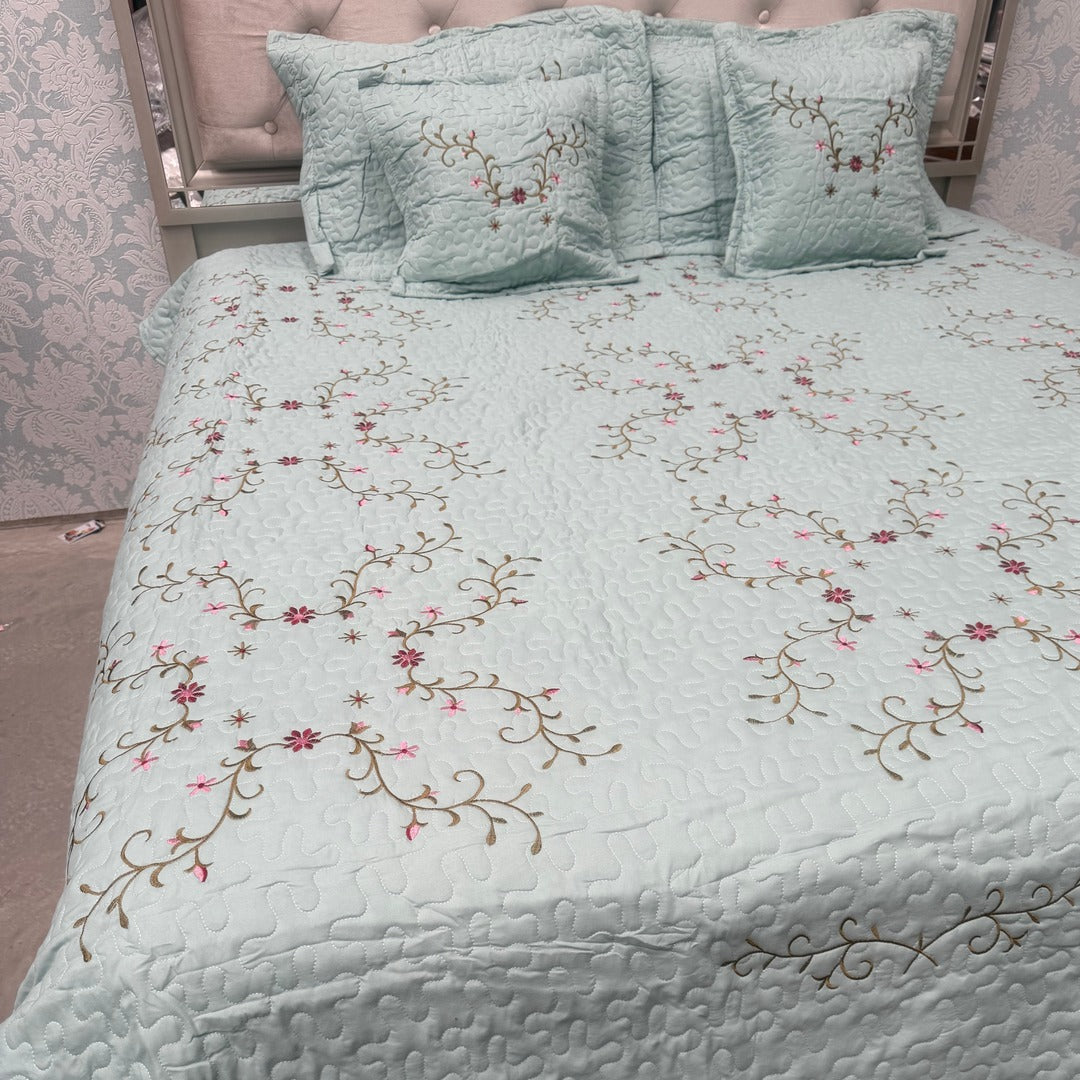 ELEGANT QUILTED DESINER BEDCOVER SET WITH EMBROIDERY FIT ON QUEEN AND KING SIZE