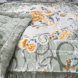 WINTER KING SIZE SUPER SOFT AND WARM QUILT ( GOOD FOR QUEEN AS WELL )