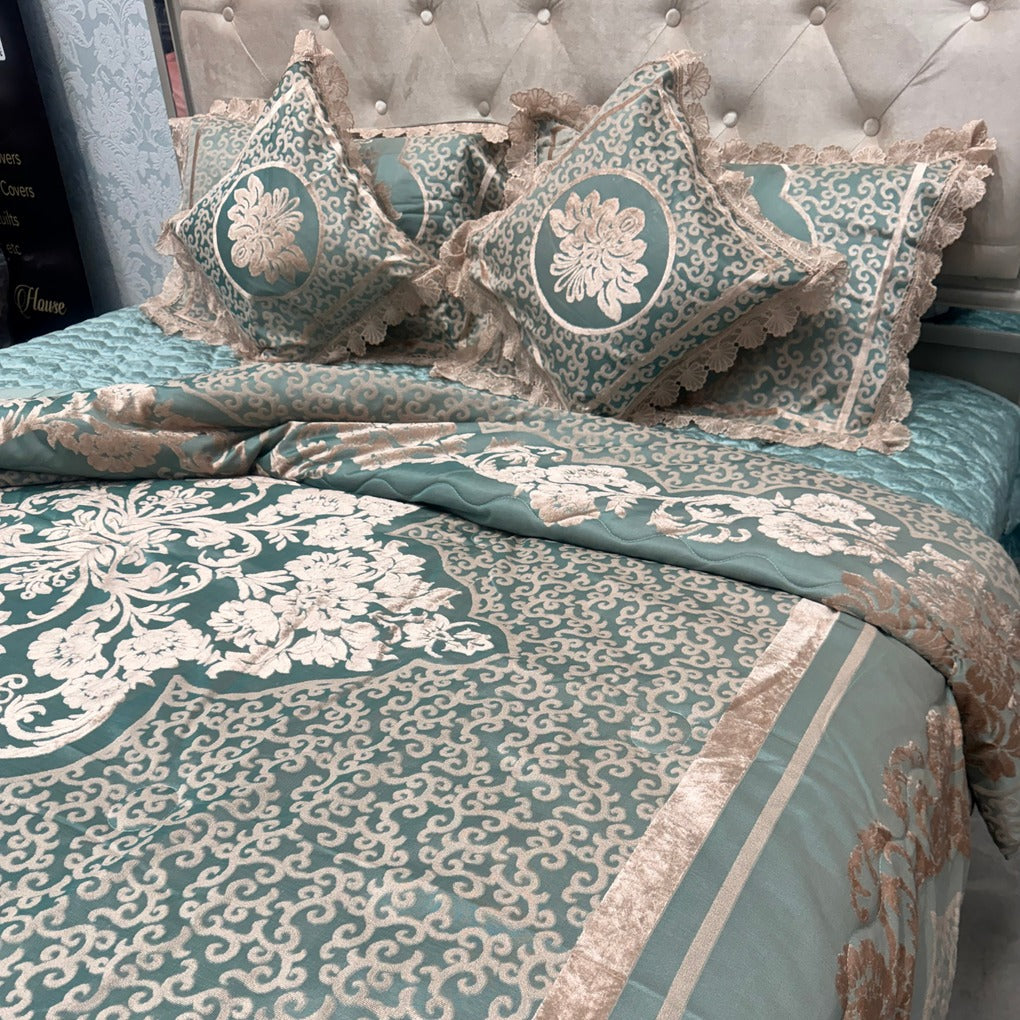 ROYAL TURKISH DESIGNER 6PCS VELVET BEDDING SET – QUEEN TO KING SIZE | LUXURY COLLECTION