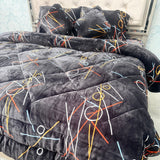 PREMIUM QUALITY WINTER 6 PCS SUPER KING QUILT SET WITH FITTED SHEET AND CUSIONS AND 2 PILLOW COVERS