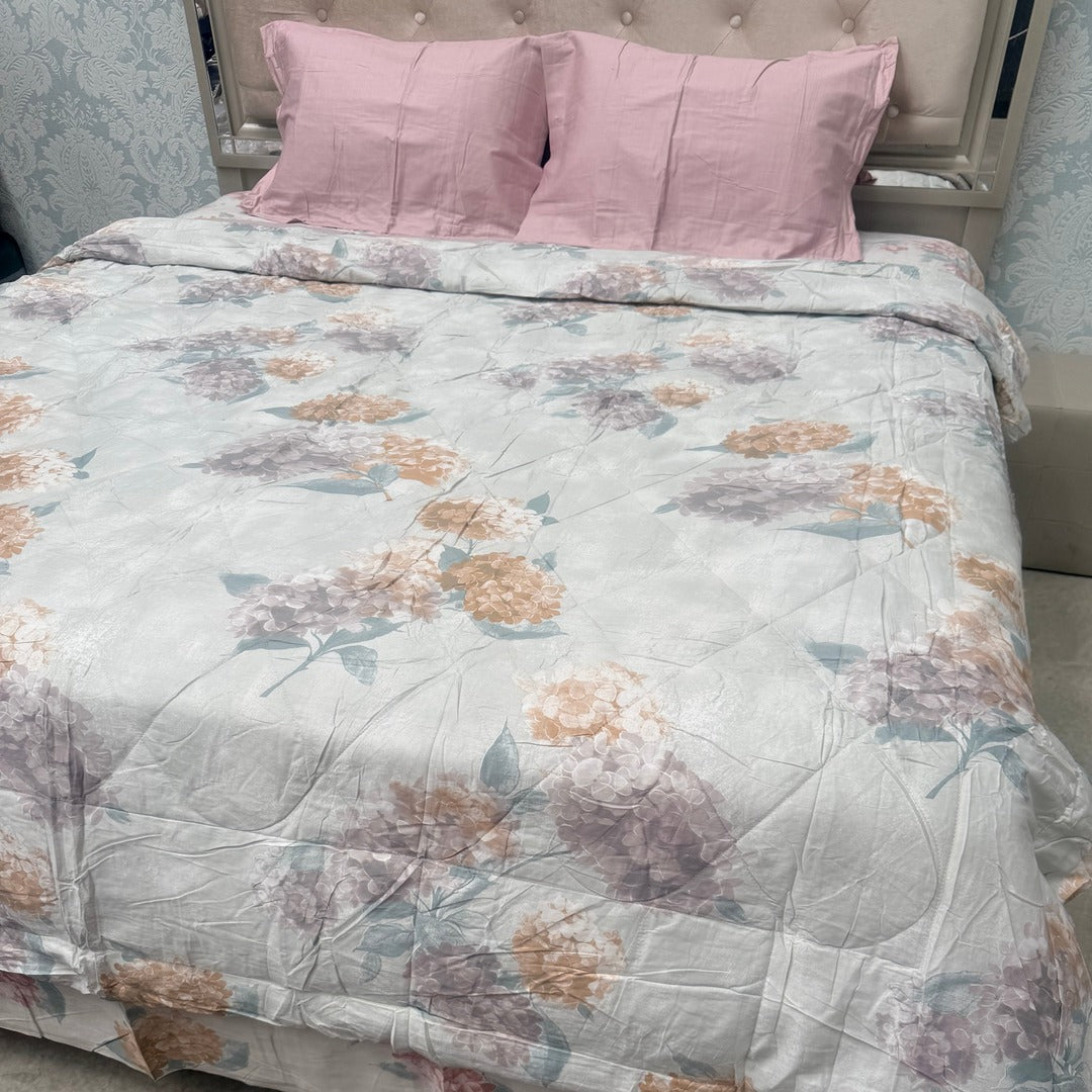 SUMMER PURE COTTON KING SIZE 4 PCS COMFORTER SET ( bedsheet will fit on super king size as well )