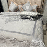 PRE-ORDER: Royal Turkish Style 6-Piece King Size Quilt Set
$100 deposit required. Full payment before dispatch.
Available in June. We will notify you by call or text once stock arrives.FULL PRICE $385