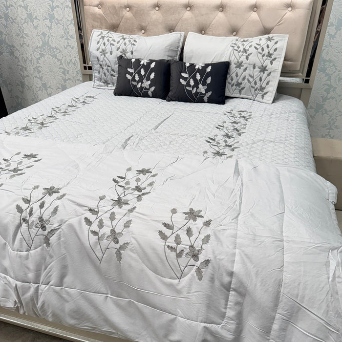 DESIGNER LUXURY 6-PIECE QUILTED BEDCOVER SET – QUEEN TO KING SIZE WITH EMBROIDERED COMFORTER & VELVET CUSHIONS