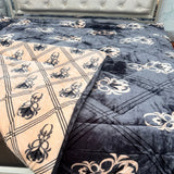 LUXURY REVERSIBLE QUEEN/ KING SIZE QUILT ( FIT ON QUEEN AND STANDARD SIZE KING )